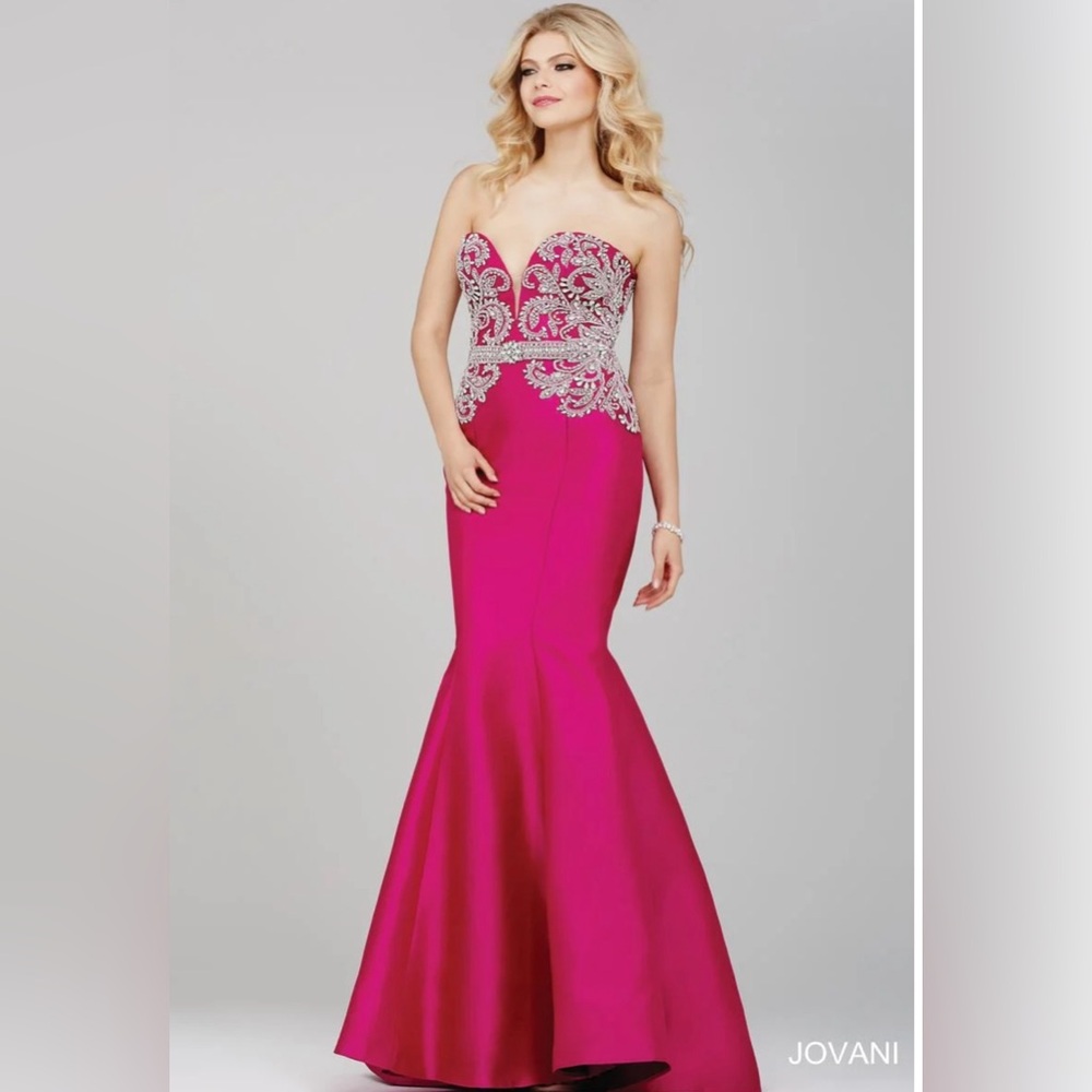 Jovani mermaid gown *Black*